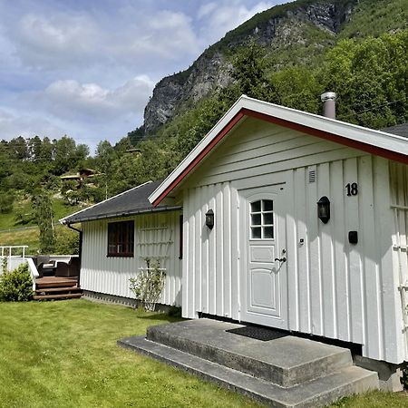 Вилла Dalhus - House With Jacuzzi Norddal Экстерьер фото