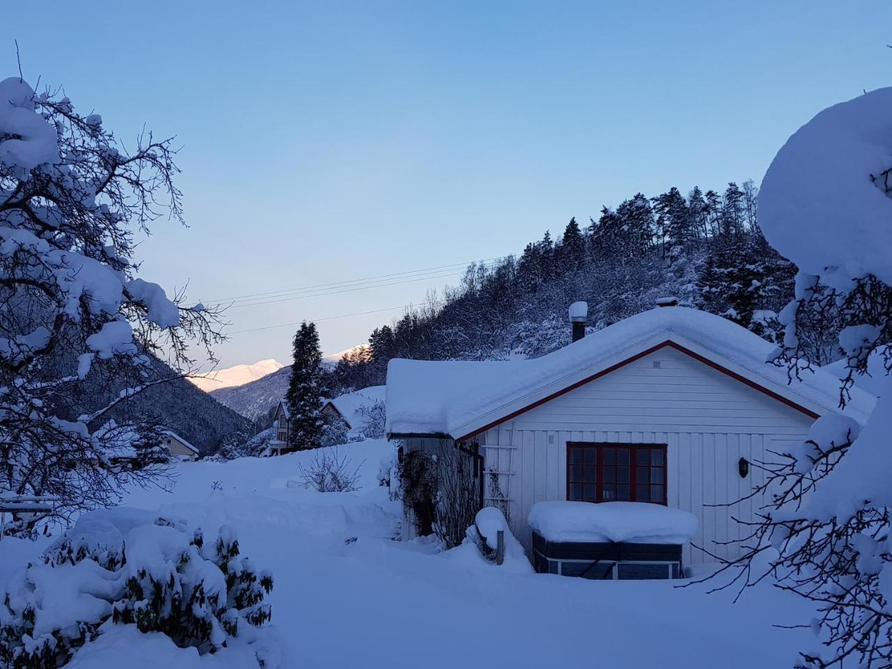 Dalhus - House In The Valley Norddal Экстерьер фото