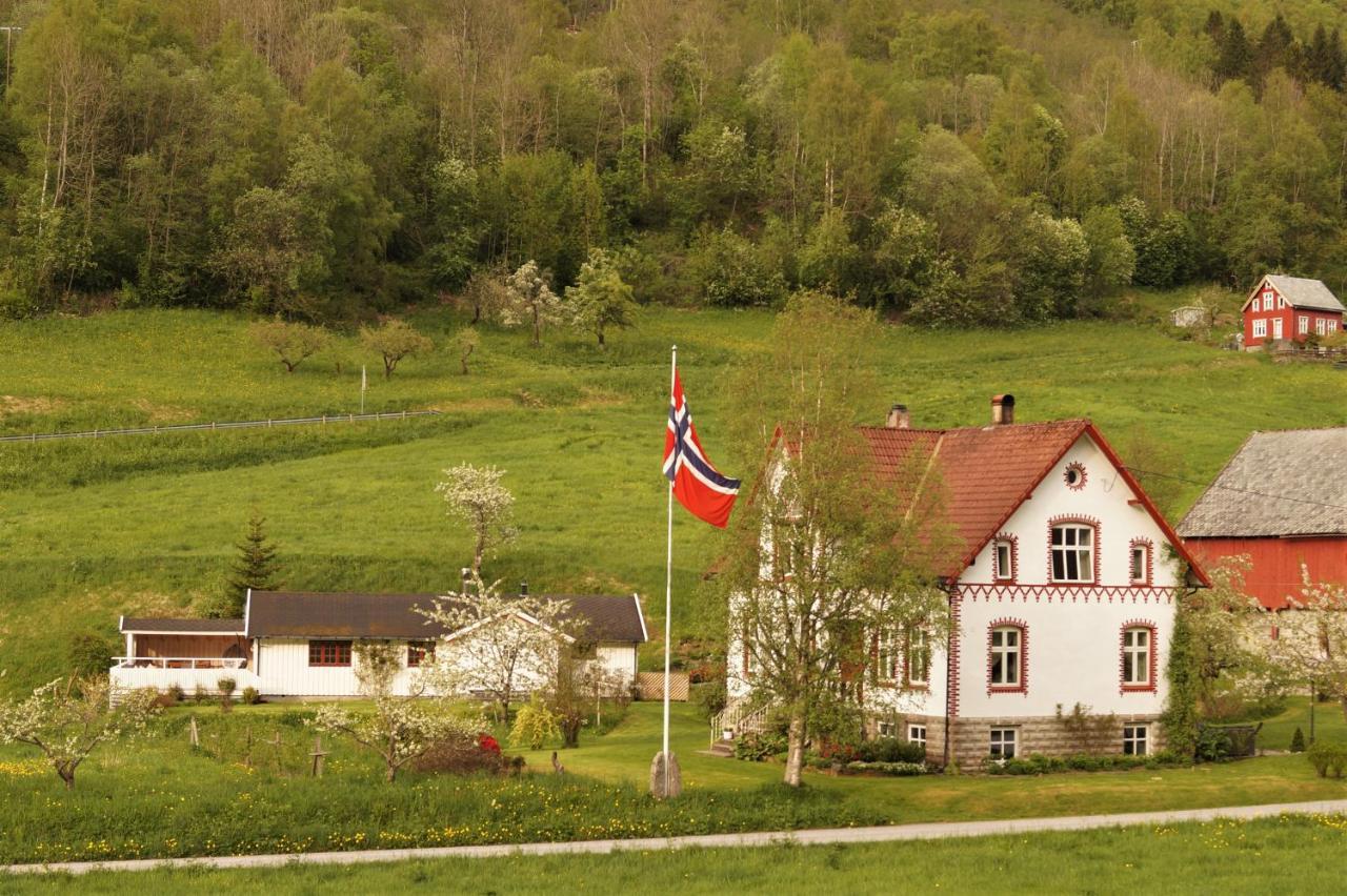 Вилла Dalhus - House With Jacuzzi Norddal Экстерьер фото